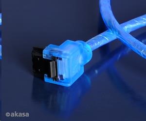 AKASA Kabel SATA3 datový kabel k HDD,SSD a optickým mechanikám, zahnutý konektor, modrý UV svítící, 1m (AK-CBSA01-10BV)